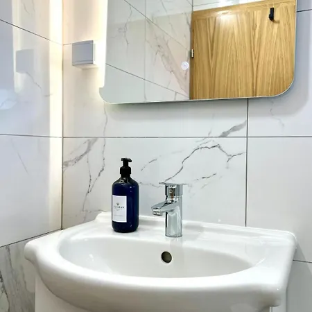 아파트 App Kajtazovic 4 By Interhome