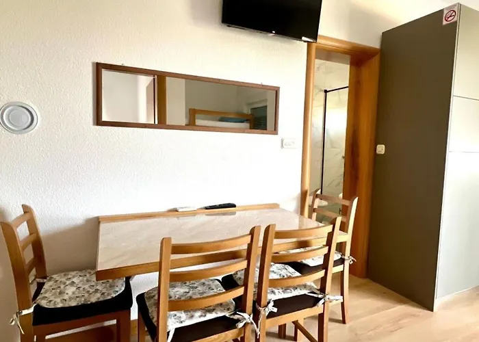 App Kajtazovic 4 By Interhome Apartman *